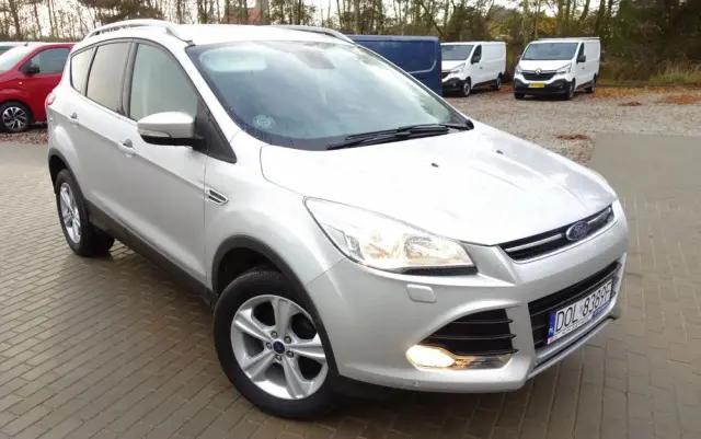 FORD Kuga 1.5 EcoBoost 2x4 Trend