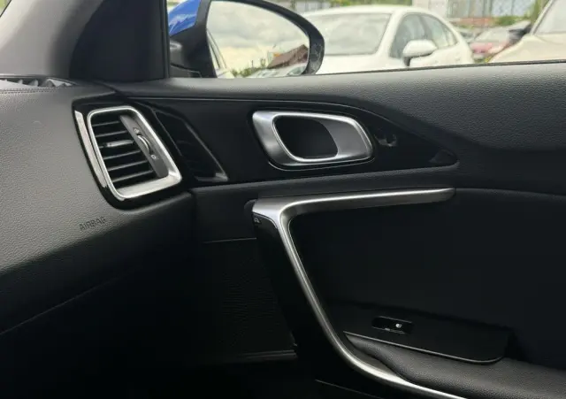 KIA Ceed 1.6 CRDi mHEV L Business Line
