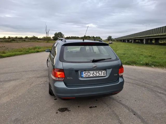 VOLKSWAGEN Golf Comfortline