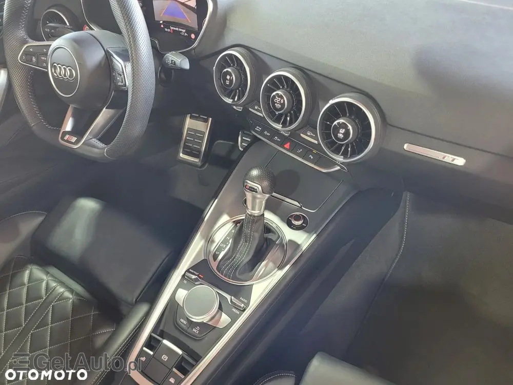 AUDI TT Roadster 
