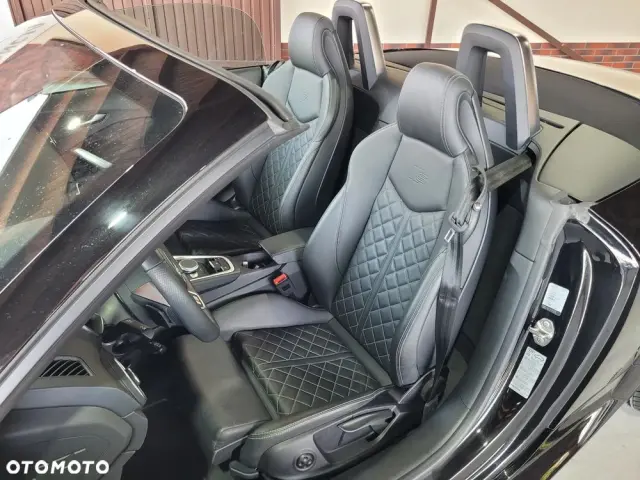 AUDI TT Roadster 