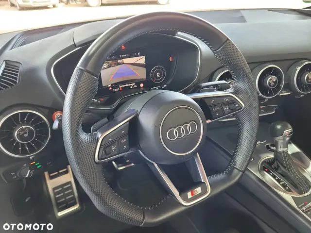 AUDI TT Roadster 