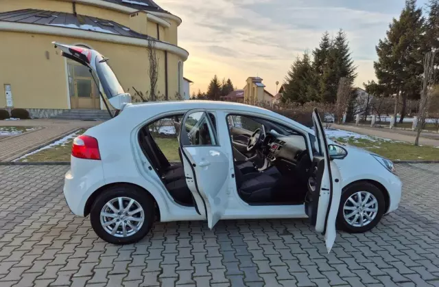 KIA Rio 