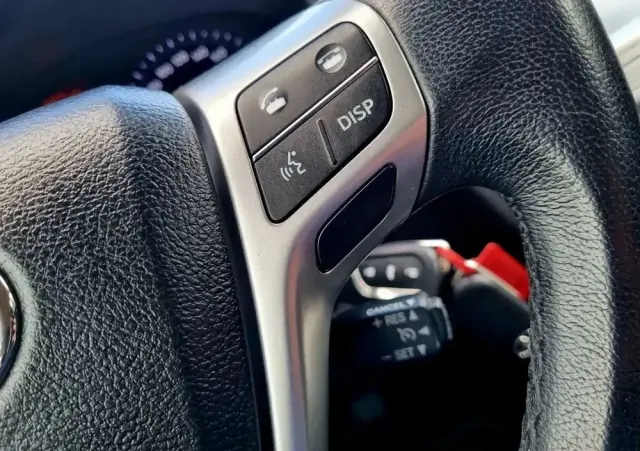 TOYOTA Avensis 1.8 Premium