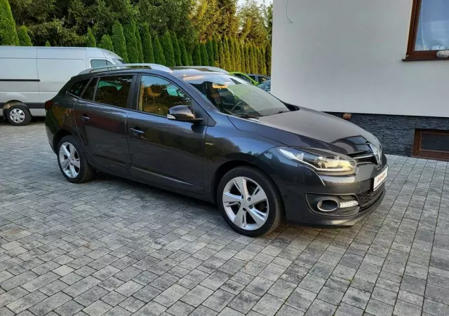 RENAULT Megane 