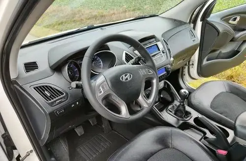 HYUNDAI Ix35 