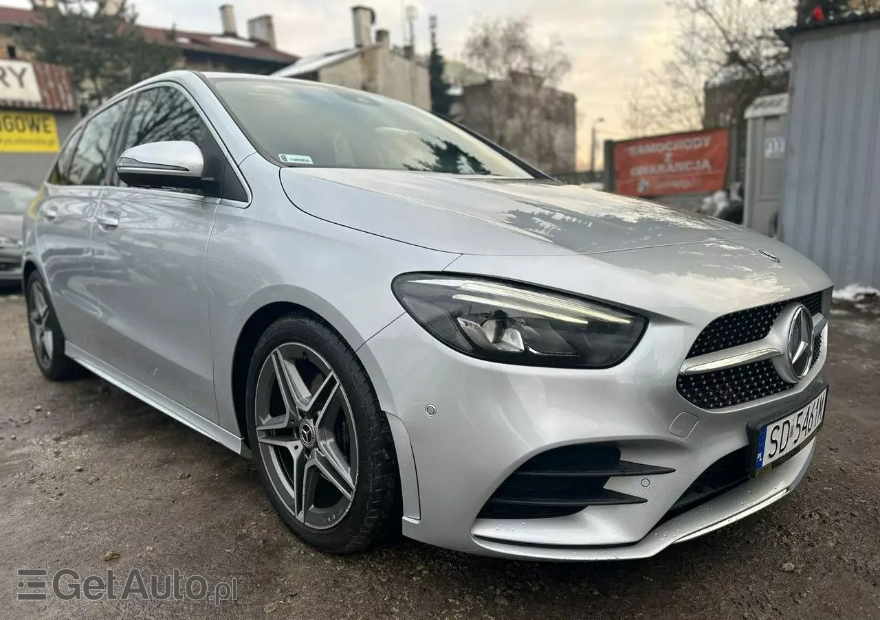 MERCEDES-BENZ Klasa B 200 AMG Line 7G-DCT