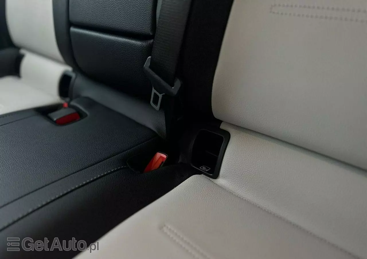 MERCEDES-BENZ Klasa B 200 AMG Line 7G-DCT