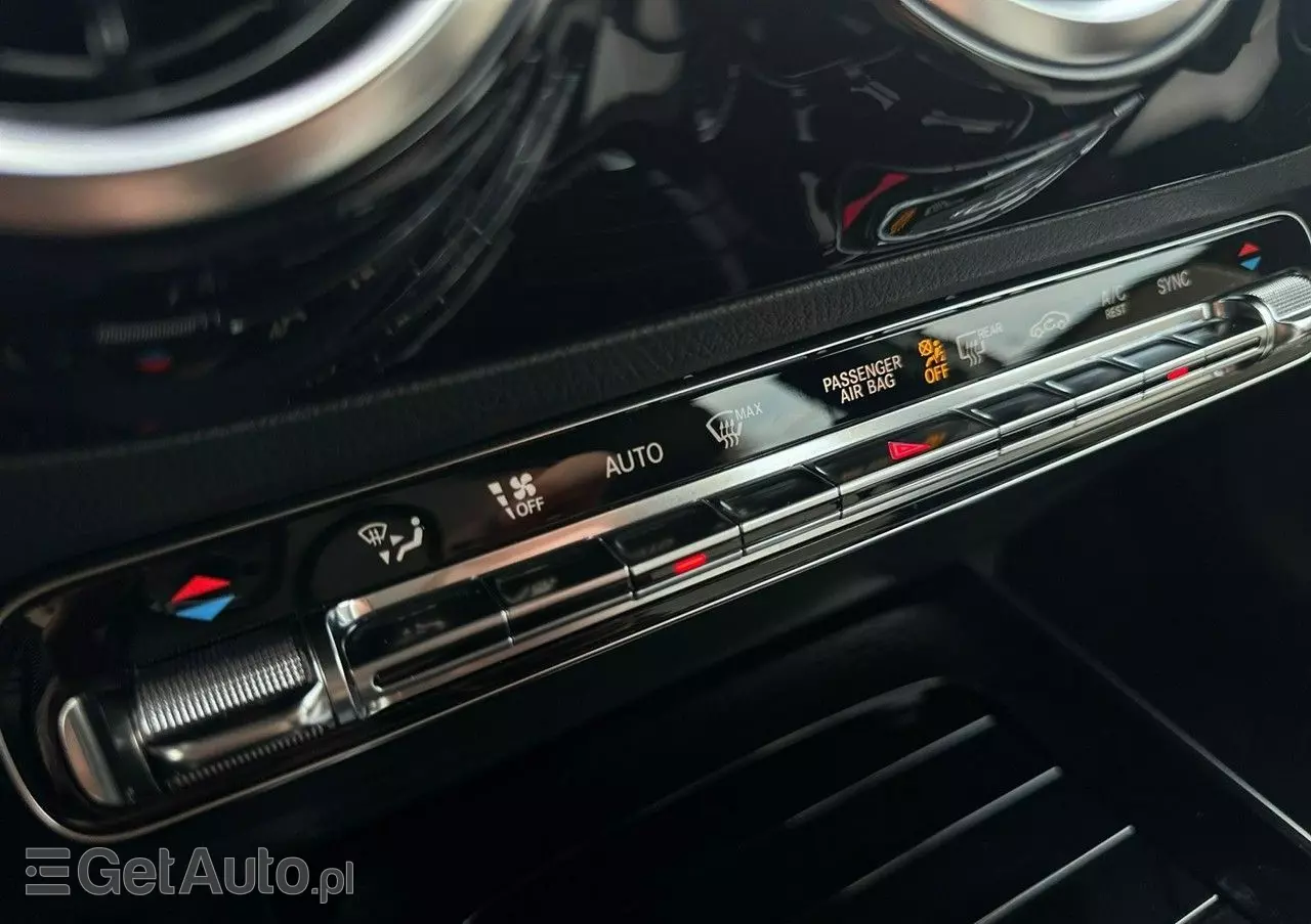 MERCEDES-BENZ Klasa B 200 AMG Line 7G-DCT