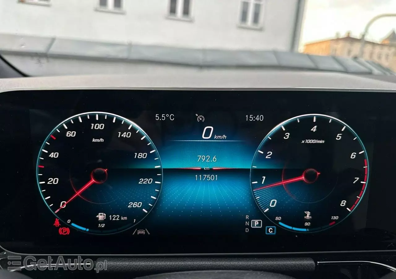 MERCEDES-BENZ Klasa B 200 AMG Line 7G-DCT