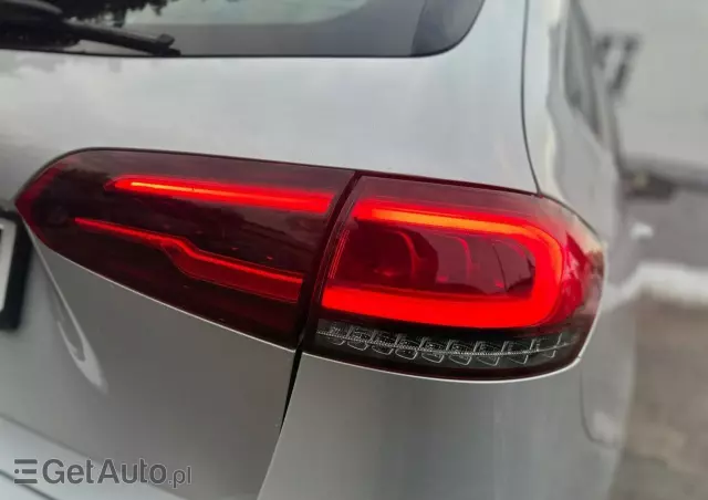 MERCEDES-BENZ Klasa B 200 AMG Line 7G-DCT