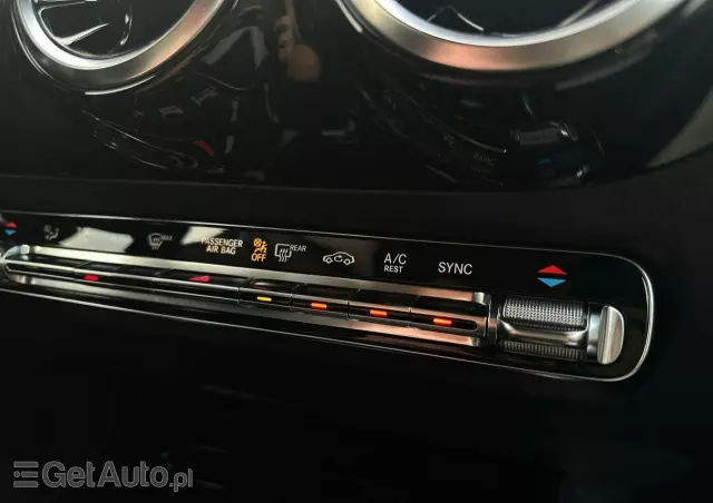 MERCEDES-BENZ Klasa B 200 AMG Line 7G-DCT