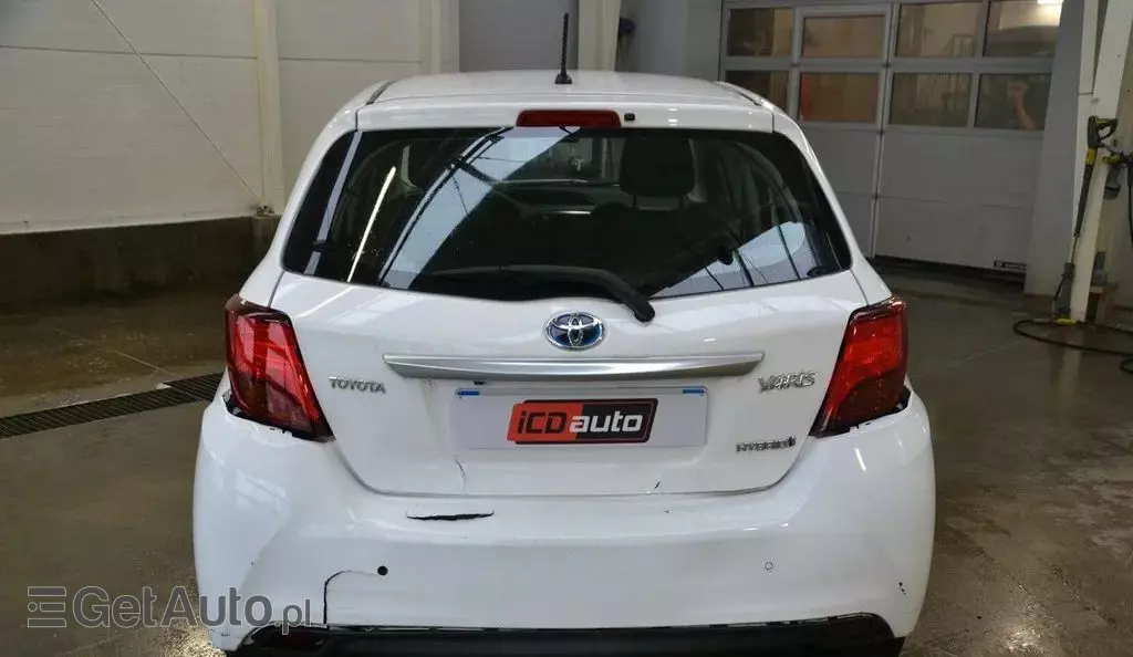 TOYOTA Yaris 