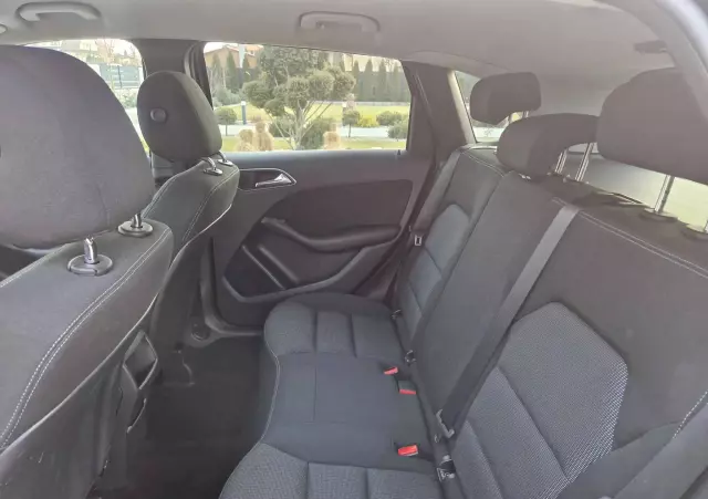 MERCEDES-BENZ Klasa B 180 CDI