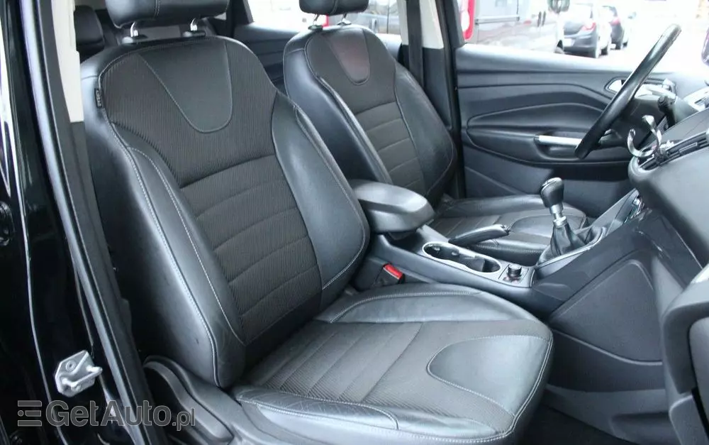 FORD Kuga 2.0 TDCi 4WD Titanium