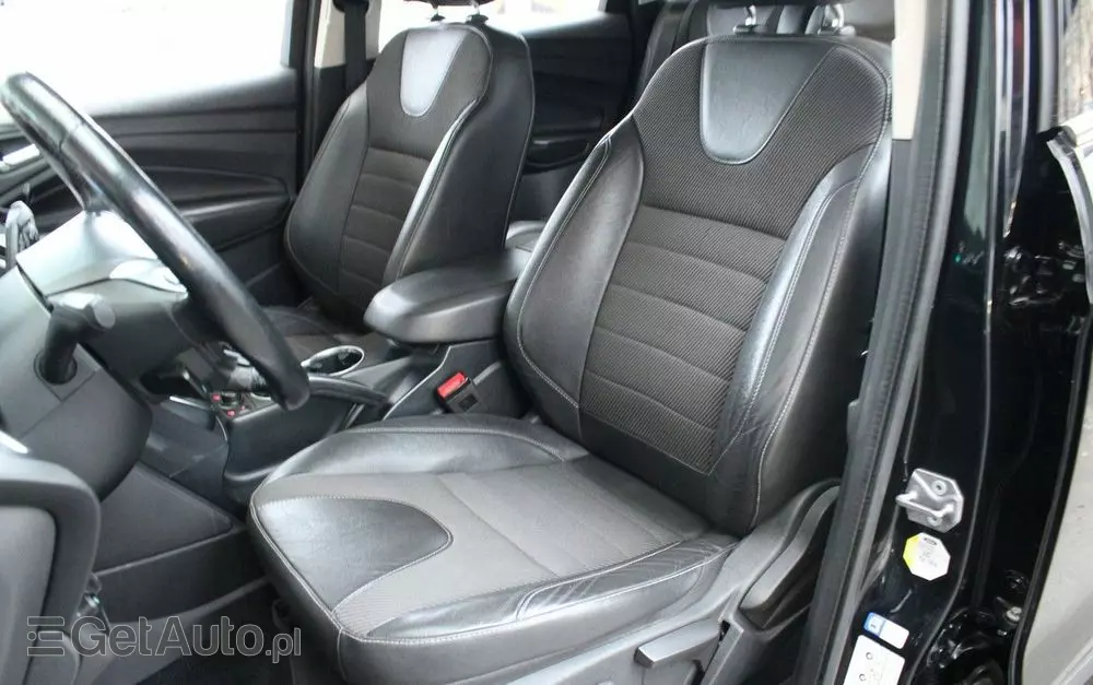 FORD Kuga 2.0 TDCi 4WD Titanium