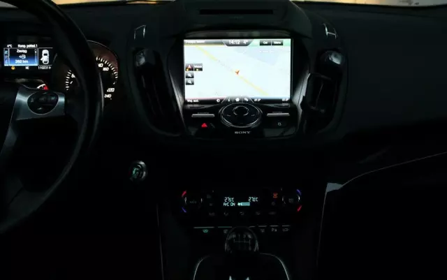 FORD Kuga 2.0 TDCi 4WD Titanium