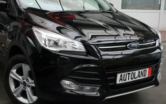 FORD Kuga 2.0 TDCi 4WD Titanium