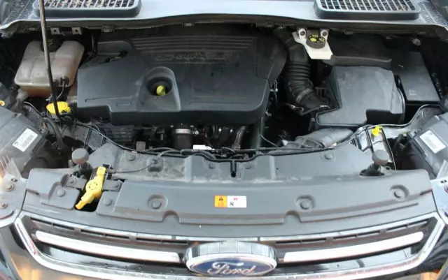 FORD Kuga 2.0 TDCi 4WD Titanium