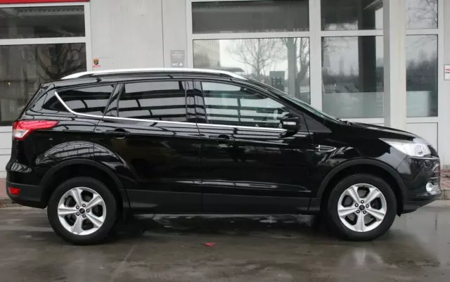 FORD Kuga 2.0 TDCi 4WD Titanium