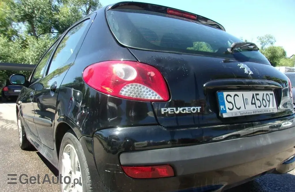 PEUGEOT 206 