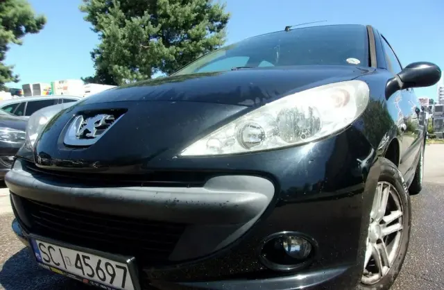 PEUGEOT 206 