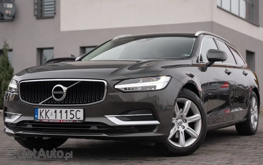 VOLVO V90 D3 Geartronic Momentum Pro