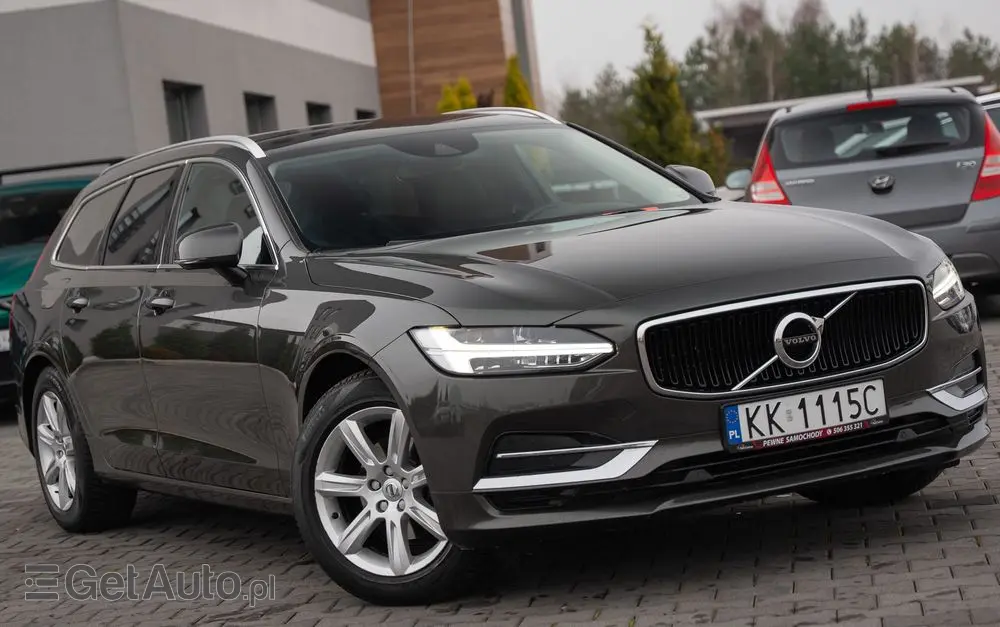 VOLVO V90 D3 Geartronic Momentum Pro