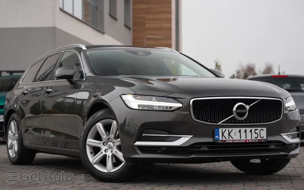 VOLVO V90 D3 Geartronic Momentum Pro