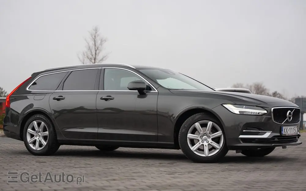 VOLVO V90 D3 Geartronic Momentum Pro