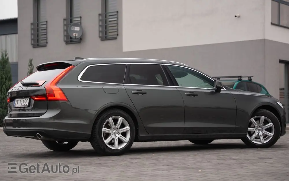 VOLVO V90 D3 Geartronic Momentum Pro