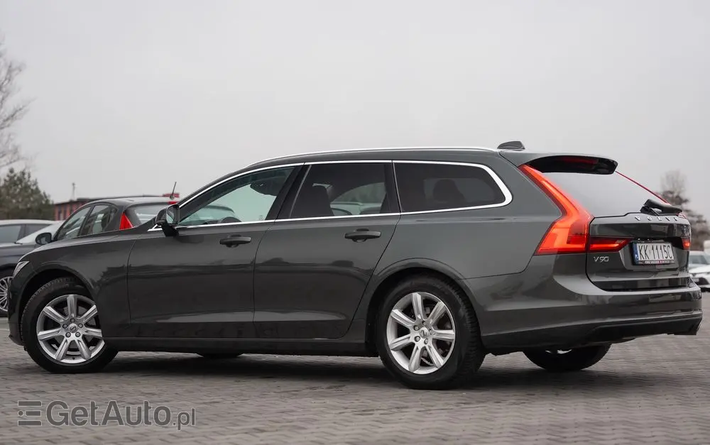 VOLVO V90 D3 Geartronic Momentum Pro