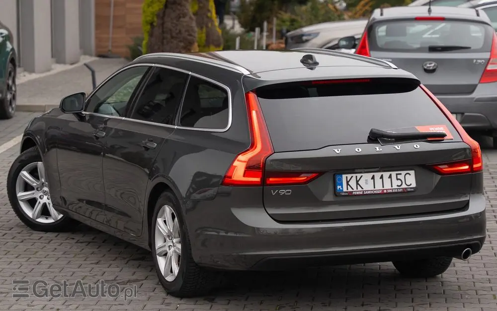 VOLVO V90 D3 Geartronic Momentum Pro
