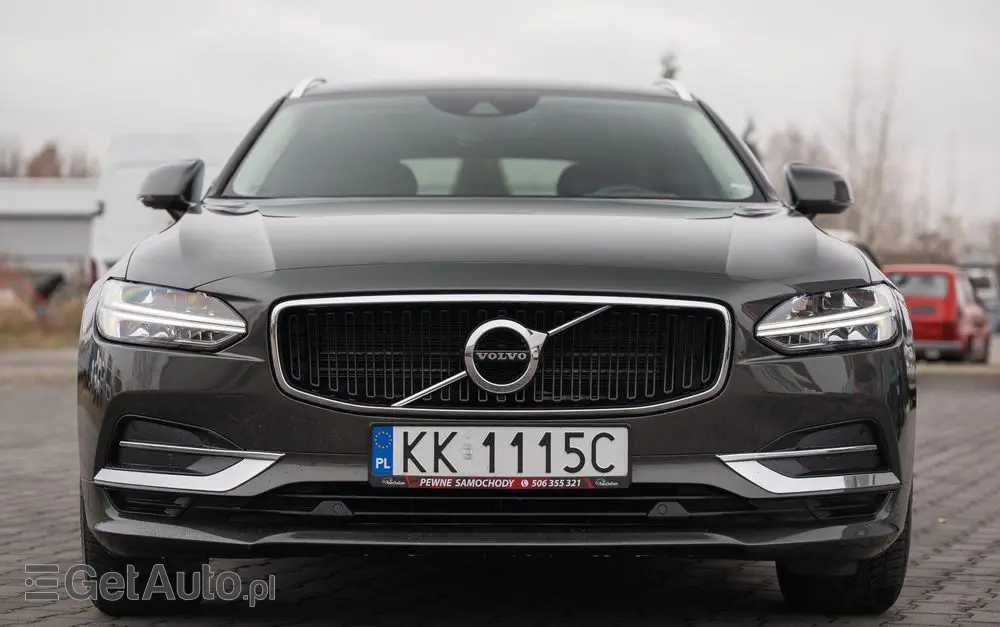 VOLVO V90 D3 Geartronic Momentum Pro