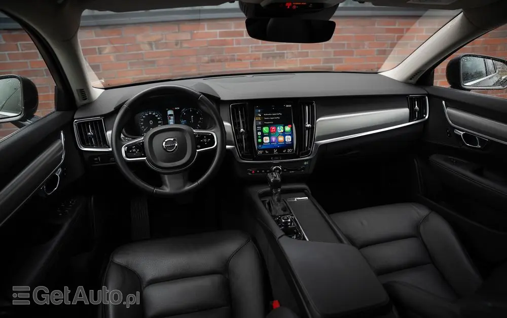VOLVO V90 D3 Geartronic Momentum Pro