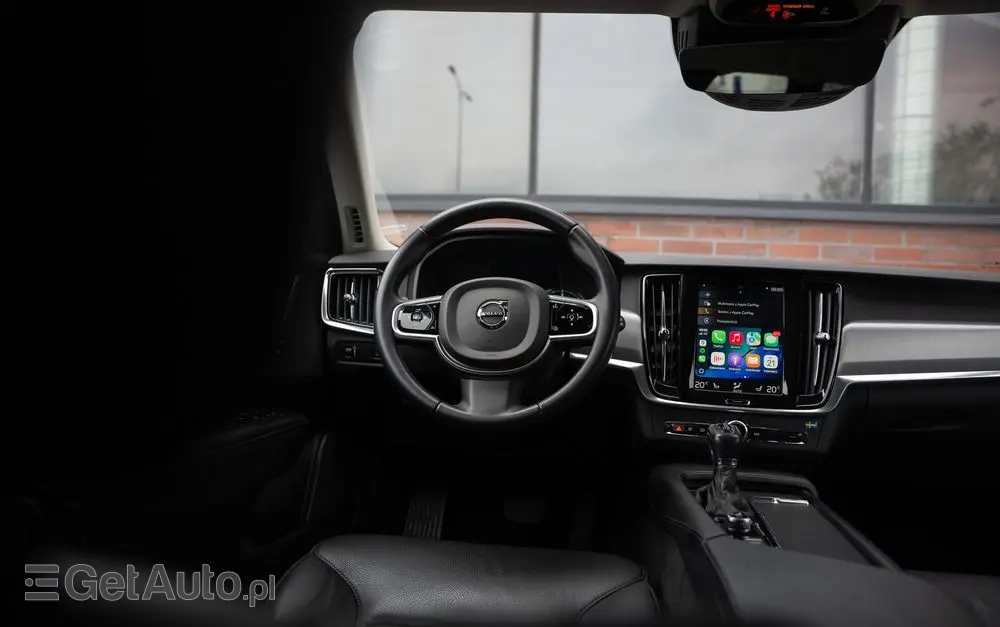 VOLVO V90 D3 Geartronic Momentum Pro