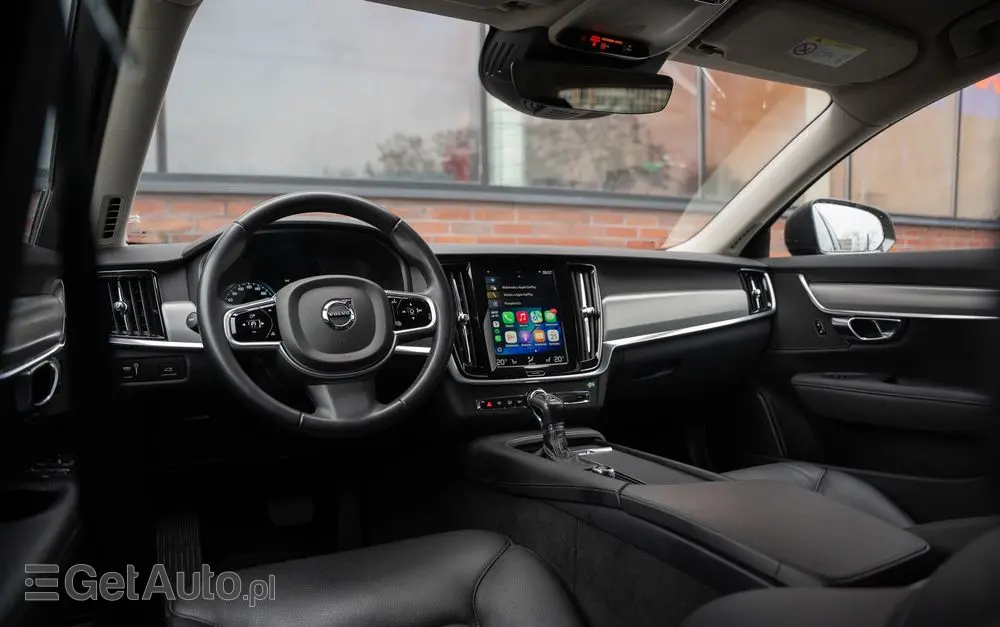 VOLVO V90 D3 Geartronic Momentum Pro