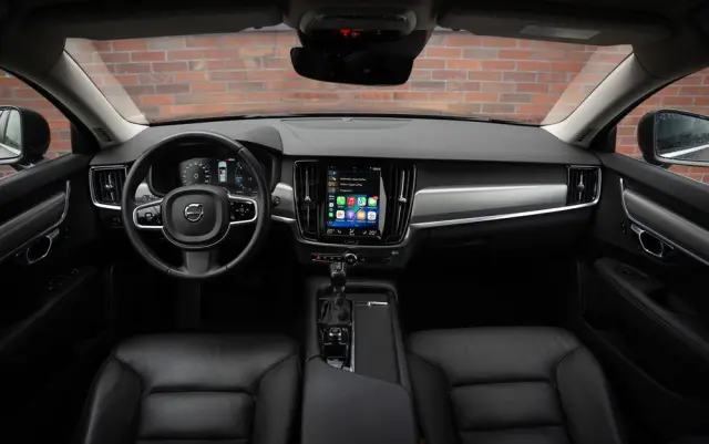 VOLVO V90 D3 Geartronic Momentum Pro