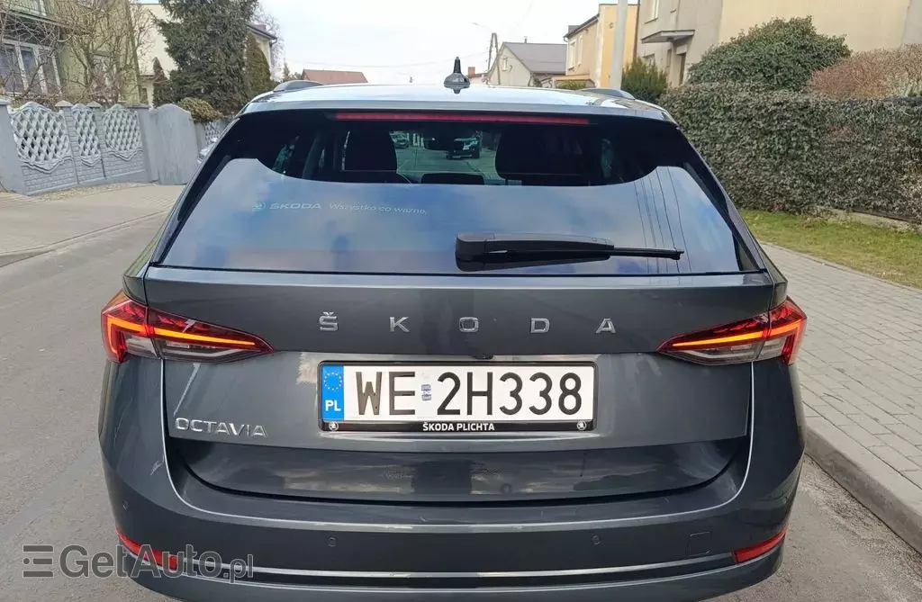SKODA Octavia 