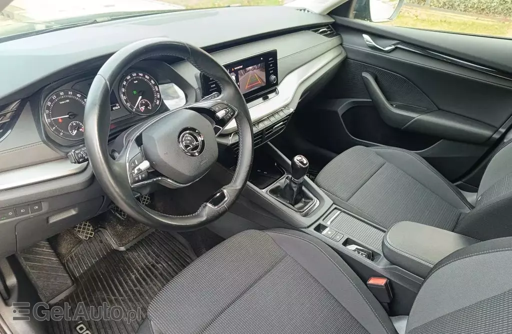 SKODA Octavia 