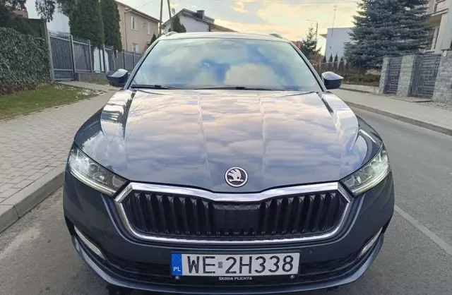 SKODA Octavia 