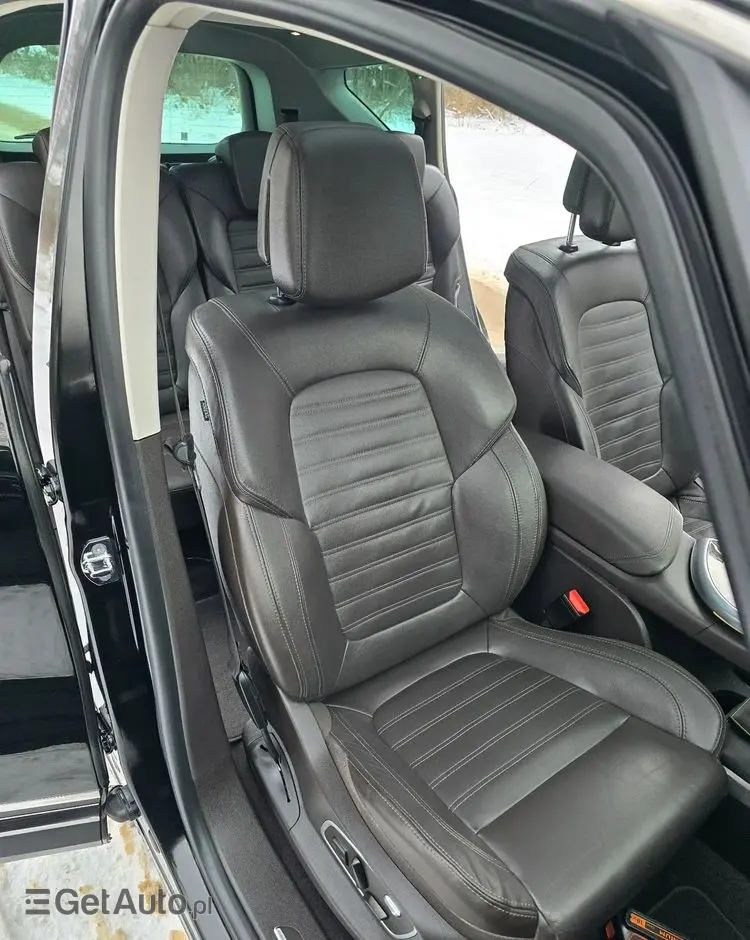 RENAULT Espace 1.6 dCi Energy Initiale Paris EDC 7os