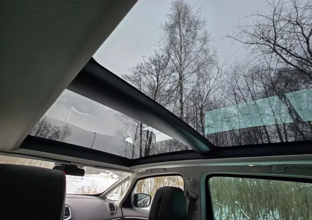 RENAULT Espace 1.6 dCi Energy Initiale Paris EDC 7os