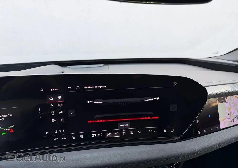 AUDI S6 Avant e-tron 