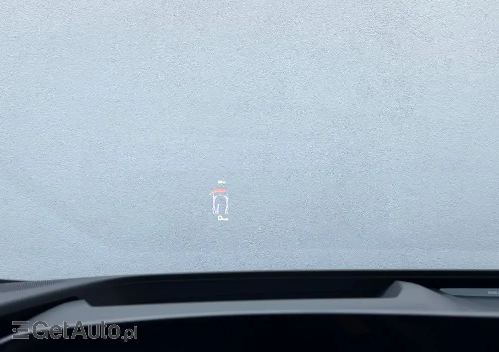 AUDI S6 Avant e-tron 