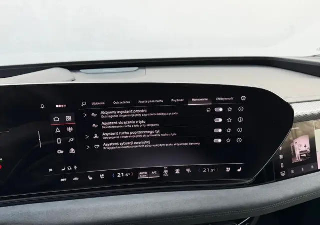 AUDI S6 Avant e-tron 