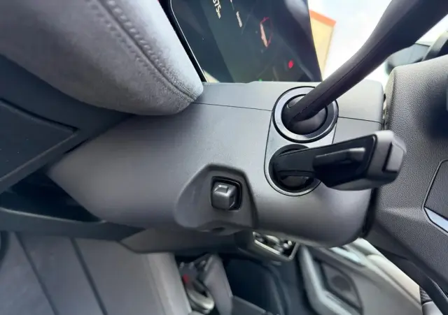 AUDI S6 Avant e-tron 