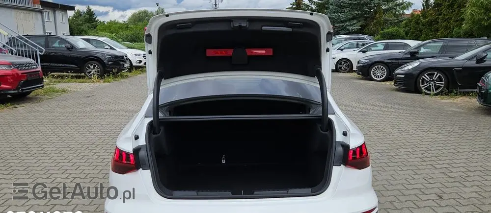 AUDI A3 Limousine 35 TFSI S tronic S line