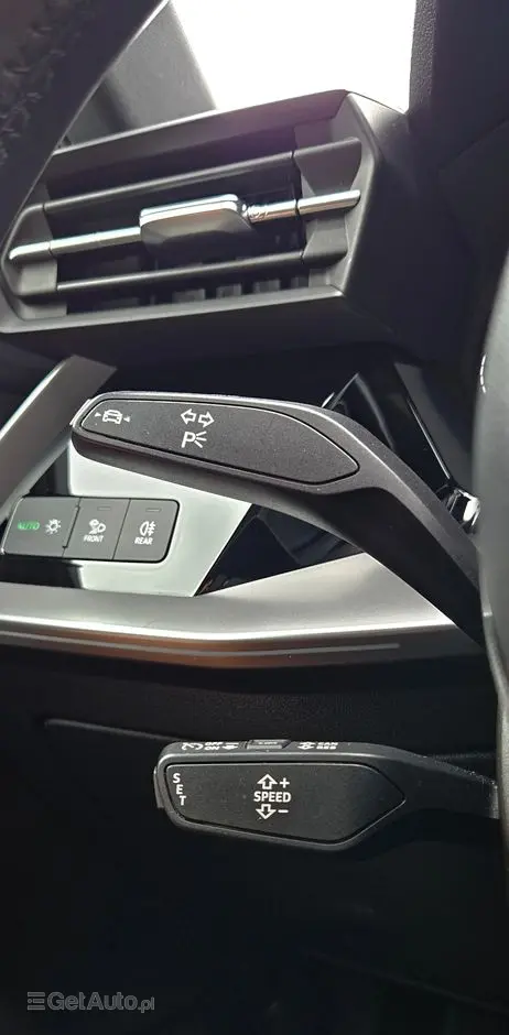 AUDI A3 Limousine 35 TFSI S tronic S line