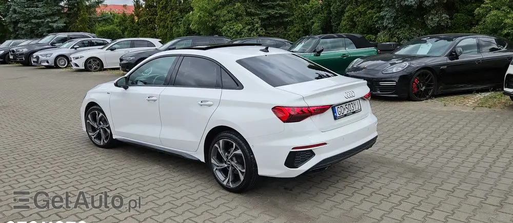 AUDI A3 Limousine 35 TFSI S tronic S line